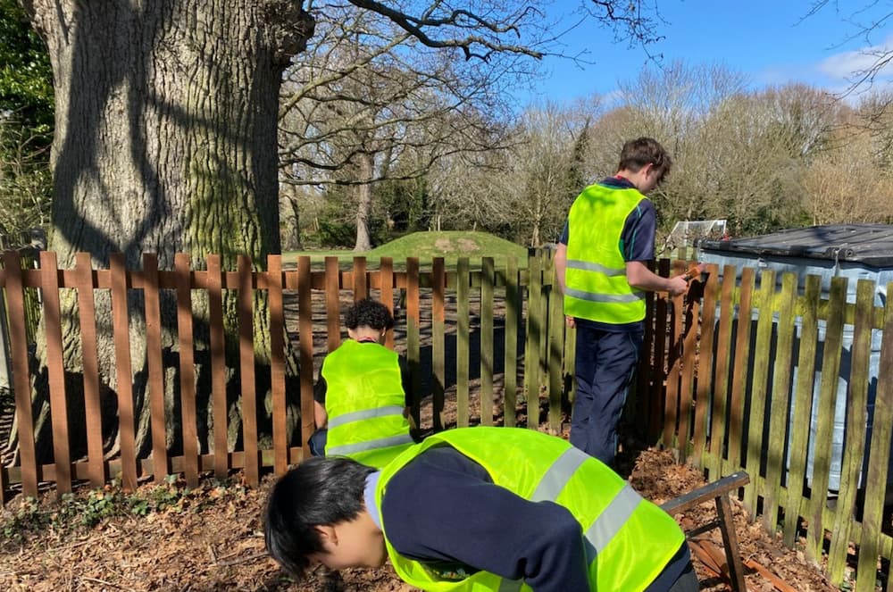 Royal Hospital School Year 11 Pupils Make a Positive Impact on Local Community